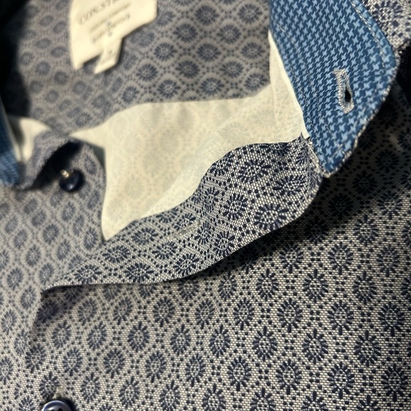 Elegant Blue Patterned Men's Shirt - Picture 2 of 6